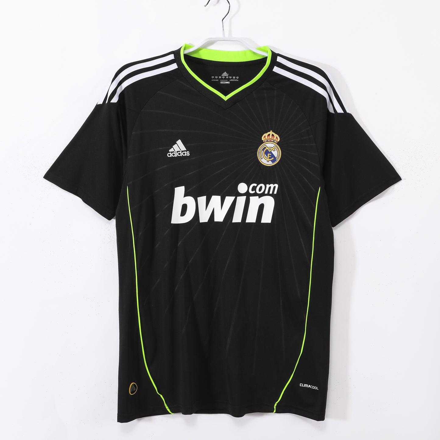 Real Madrid 2010/2011 Away Jersey – Classic Los Blancos Kit