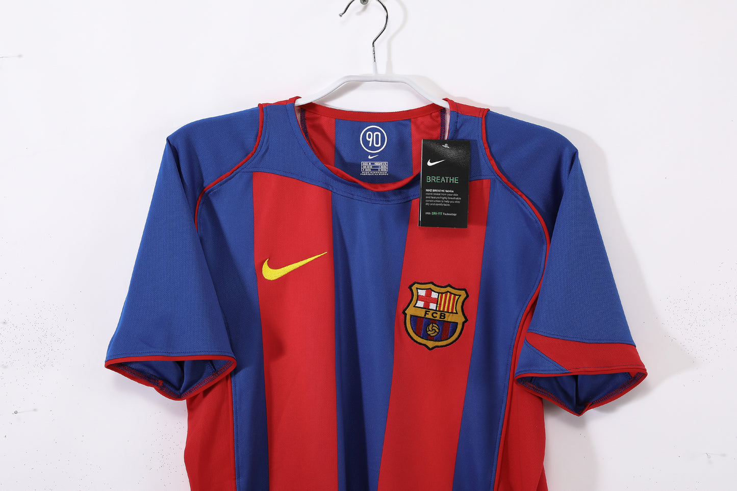FC Barcelona 2004/2005 Home Jersey