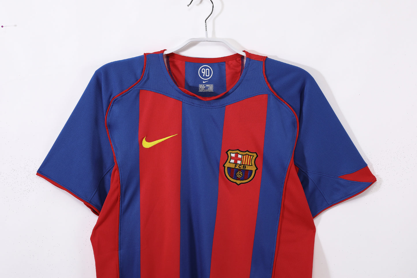 FC Barcelona 2004/2005 Home Jersey