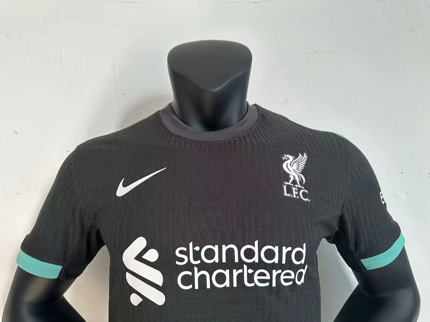 2024-2025 Liverpool Player Edition Away Jersey