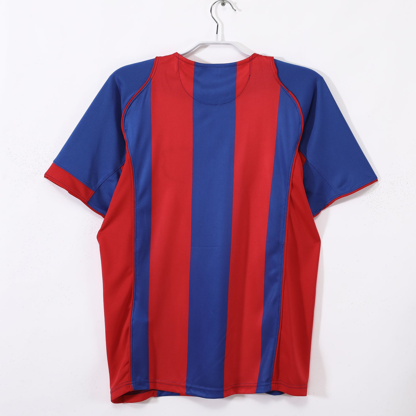 FC Barcelona 2004/2005 Home Jersey